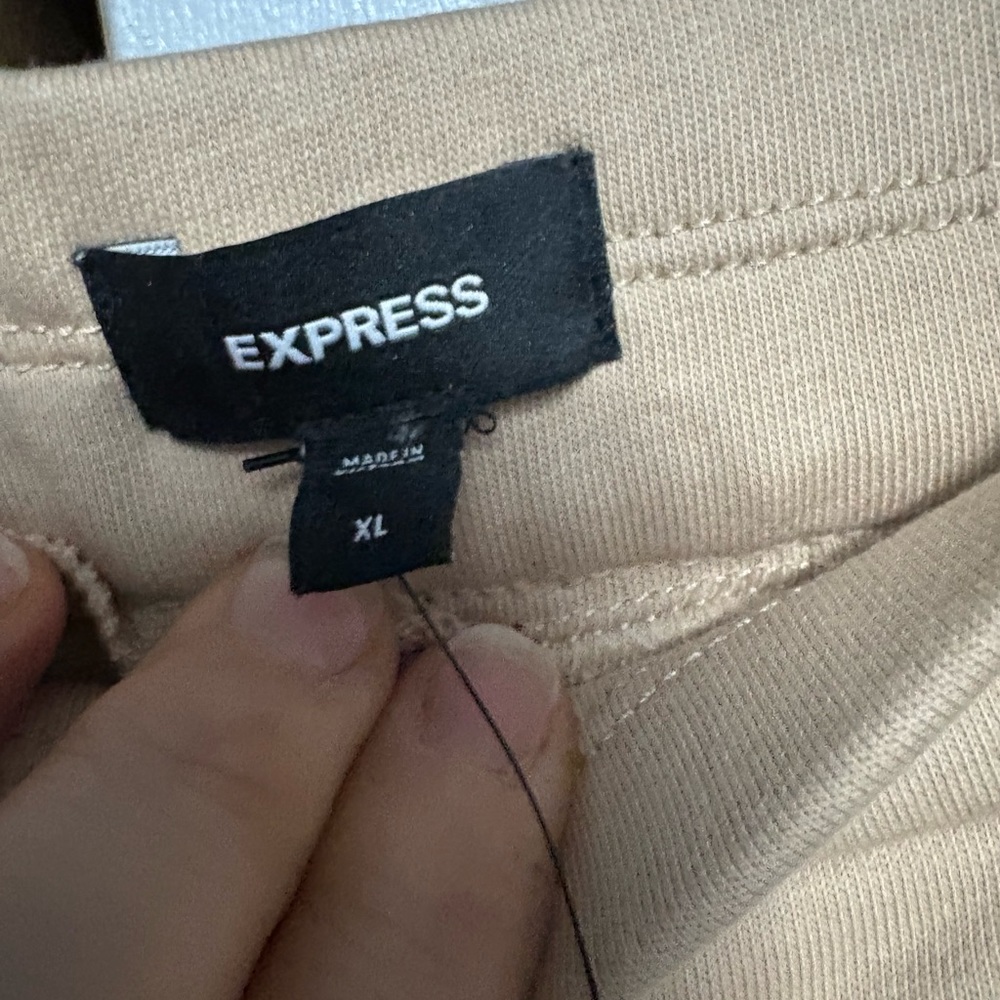 Express Tan Women's Skort - Picture 3 of 4